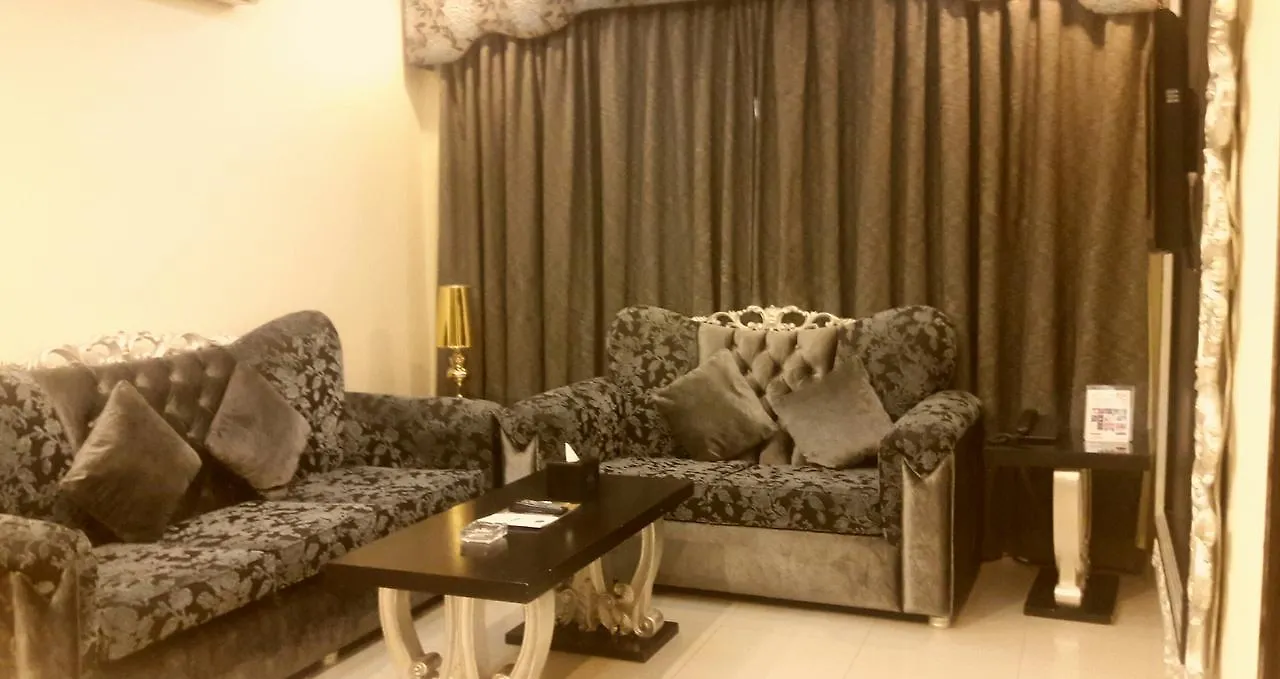 Rose Garden Hotel Ar Riyad 4*,